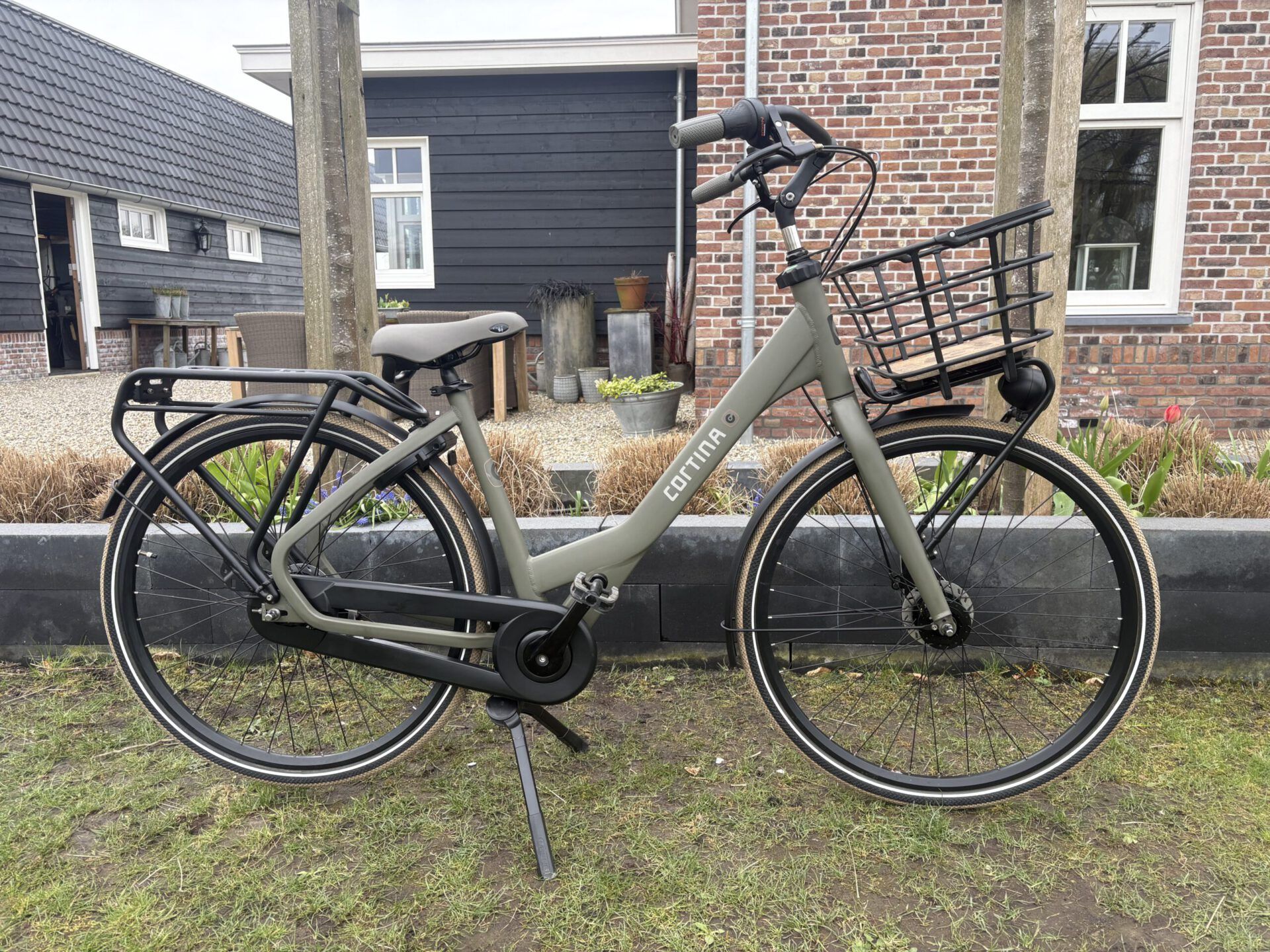 Als nieuw, Cortina Common damesfiets nexus 7 h50